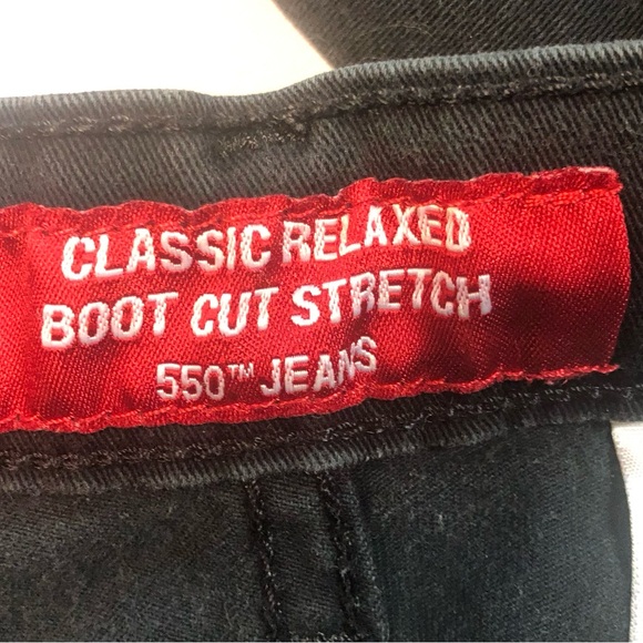 Levi’s Classic Relaxed Bootcut Black Denim Jean - Picture 3 of 9